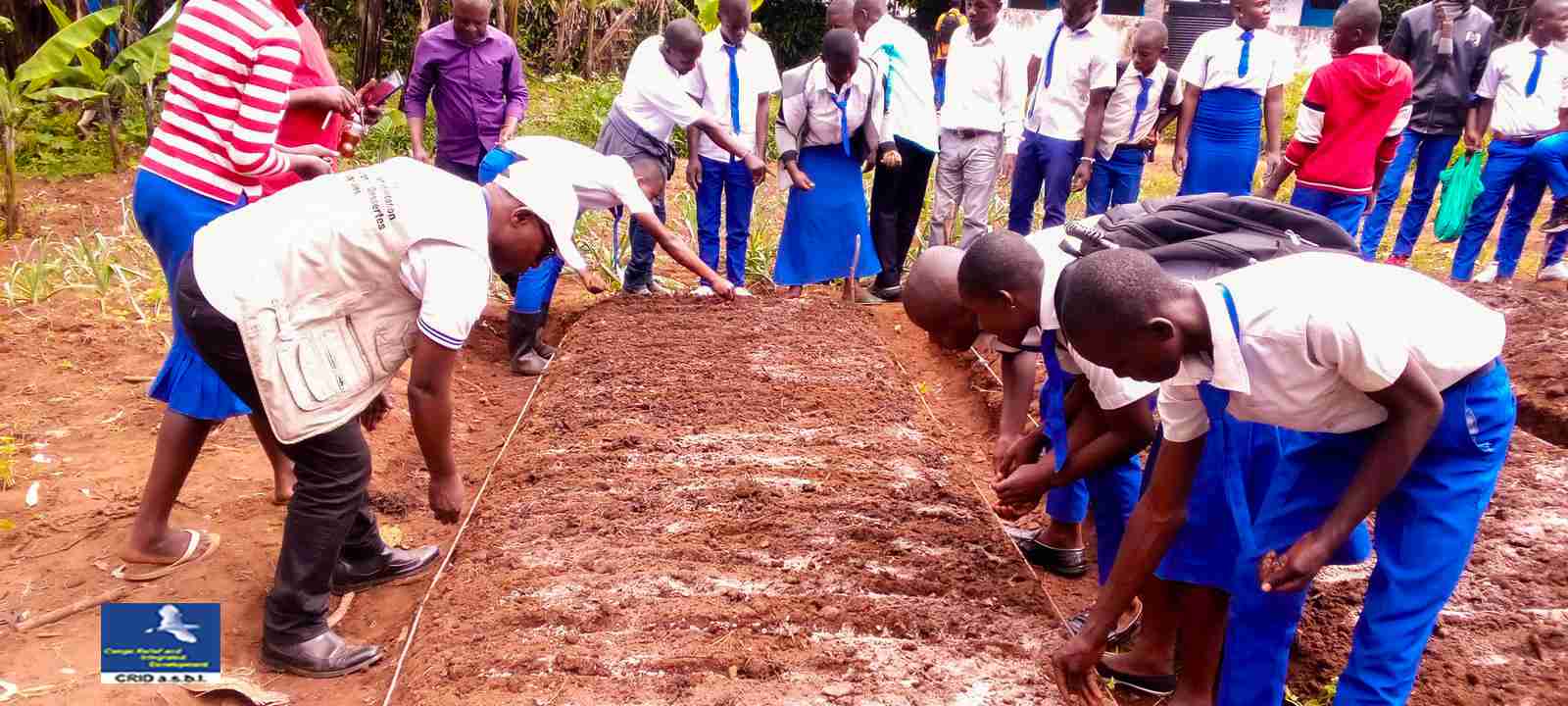 Environnement : L'ONG CRID implante des germoirs à l'institut KARHAGWA